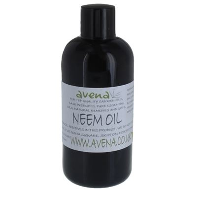 Neem Oil (Melia azadirachta)